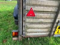 IFOR WILLIAMS TWIN AXLE LIVESTOCK TRAILER - 31