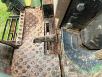 1992 JOHN DEERE 1950 4WD TRACTOR - 14