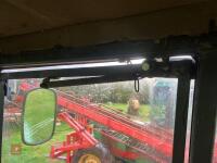 1992 JOHN DEERE 1950 4WD TRACTOR - 17