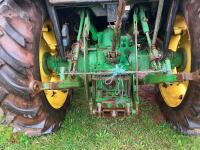 1992 JOHN DEERE 1950 4WD TRACTOR - 32