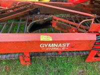 JOHN DEERE 2140 4WD TRACTOR - 23