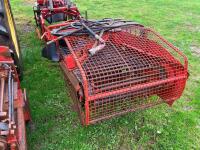 JOHN DEERE 2140 4WD TRACTOR - 27