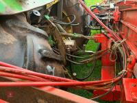 JOHN DEERE 2140 4WD TRACTOR - 51