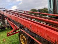 JOHN DEERE 2140 4WD TRACTOR - 54