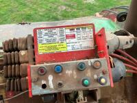 JOHN DEERE 2140 4WD TRACTOR - 75