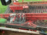 JOHN DEERE 2140 4WD TRACTOR - 93