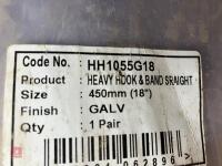 18'' HEAVY HOOK & BAND STRAGHT HANGERS - 2