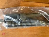 ADJUSTABLE FIELD GATE HINGE SET