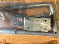 2 DOOR BOLT FASTENER - 3