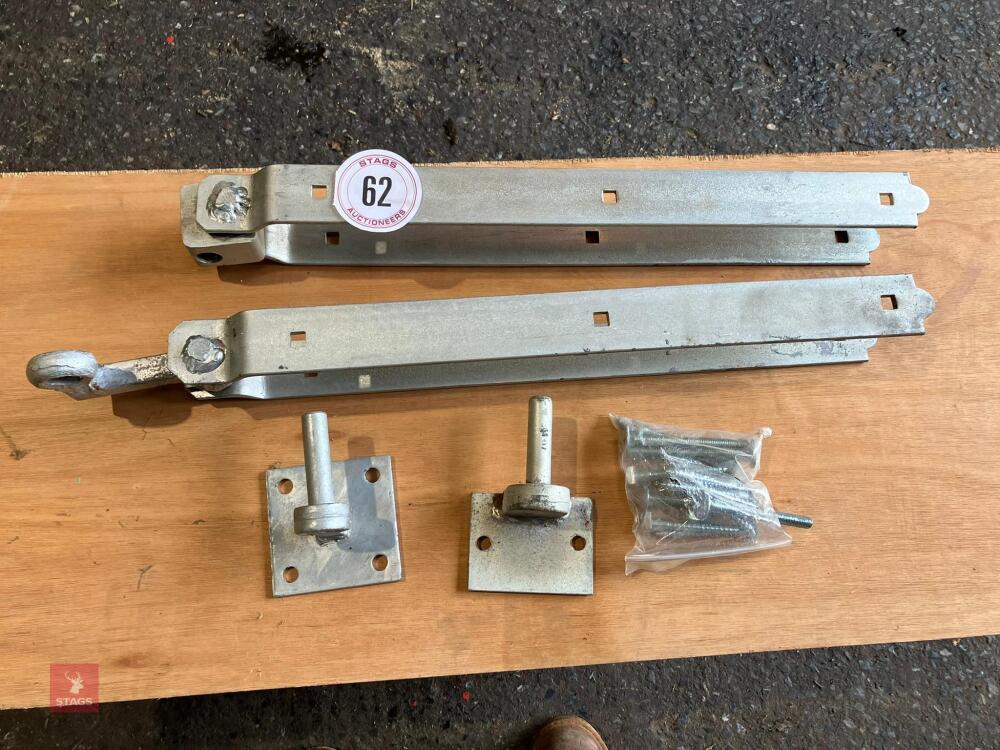 GALVANISED RISING GATE HINGES