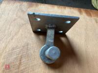 8 GALVANISED HANGING PLATES - 3