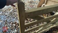 TANALISED 5' 8'' GUN STOCK GATE - 8