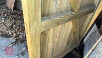 3' 11'' BOARDED ENTRANCE - 8