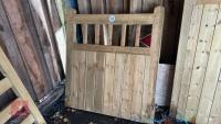 3' 9'' GARDEN GATE