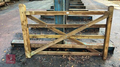 6' WOODEN GATE