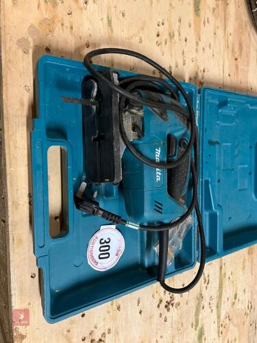 240V MAKITA JIGSAW