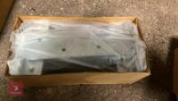 11 SCOTCH TEE HINGE SETS - 4
