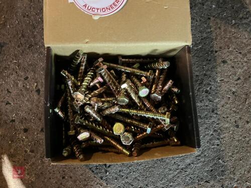 BOX OF M8 X 75MM THUNDERBOLTS