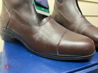 ARIAT HERITAGE IV ZIP PADDOCK BOOTS - 10