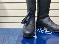 ARIAT HERITAGE CONTOUR 11 H20 BOOTS - 3