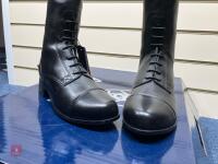 ARIAT HERITAGE CONTOUR FIELD ZIP BOOTS - 7