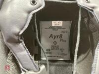 CHARLES OWEN AYR8 RIDING HAT - 10