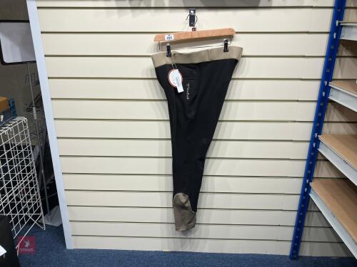 FIREFOOT LADIES SIZE 30 BLACK BREECHES