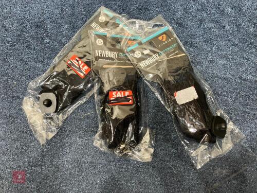 3 PAIRS OF AUBRION XS BLACK GLOVES