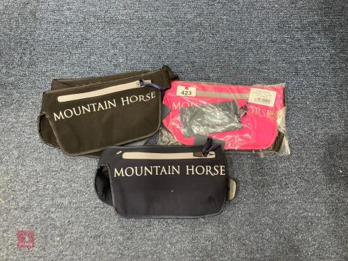 3 MOUNTAIN HORSE WAIST BAGS