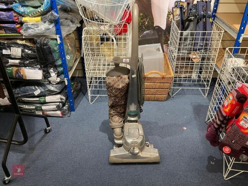 KIRBY UPRIGHT VACUUM CLEANER