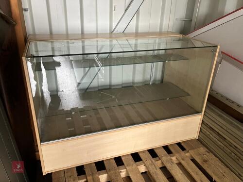 1.2M GLASS DISPLAY UNIT
