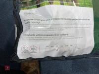 HORSEWARE 300G LINER - 5