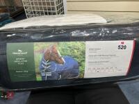AMIGO INSULATOR + MEDIUM 200G STABLE RUG - 2