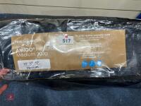 AMIGO INSULATOR + MEDIUM 200G STABLE RUG - 2