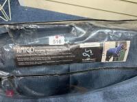 AMIGO INSULATOR + MEDIUM 200G STABLE RUG - 3