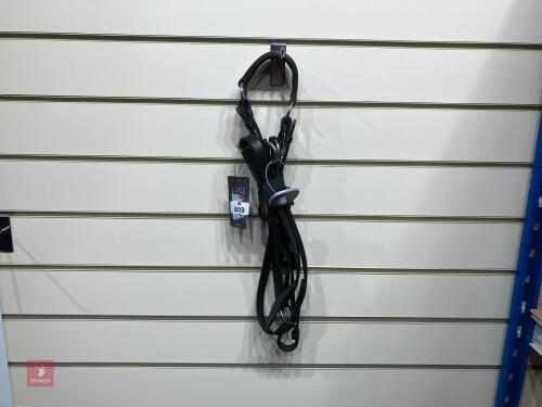HY EQUESTRIAN HUNTING BREASTPLATE