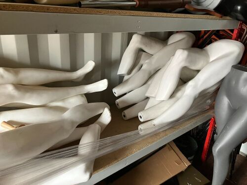 9 LEG MANNEQUINS