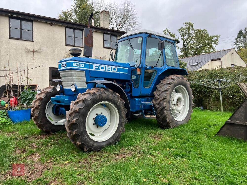 1984 FORD 8210 4WD TRACTOR