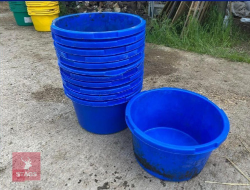 12 BLUE EQUINE/STORAGE TUBS