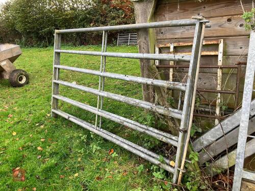 2 GALVANISED 8' CATTLE HURDLES