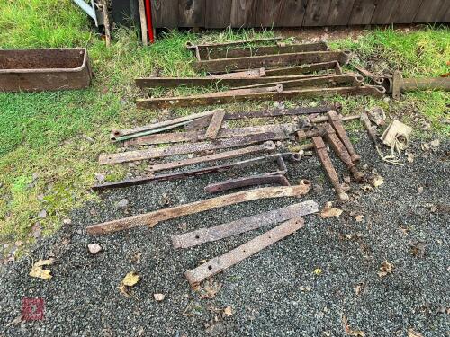 QM VINTAGE METAL GATE/DOOR FURNITURE