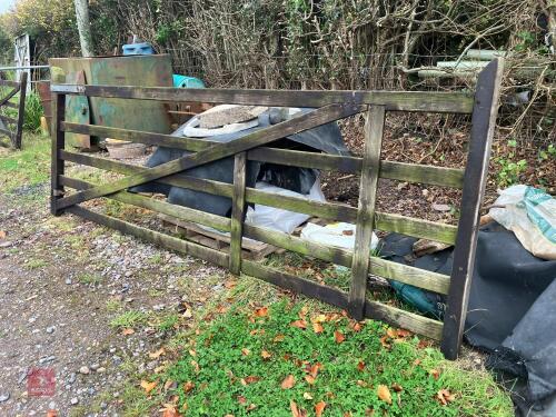WOODEN 11' 8'' LONG GATE