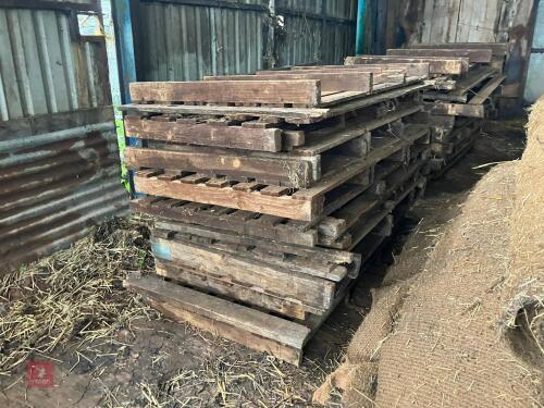 30 X 5' WODDEN LAMBING HURDLES