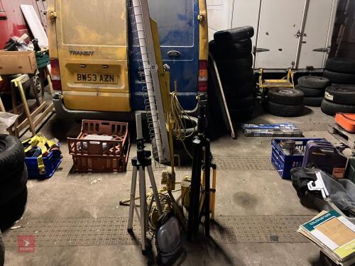 INSPECTION AND WORKLIGHTS (82)