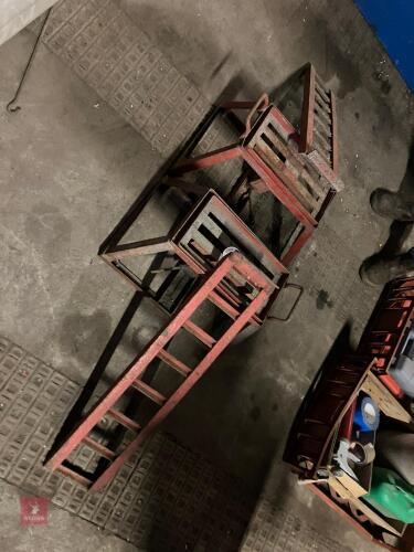 WHEEL RAMPS AND JACKS (79)