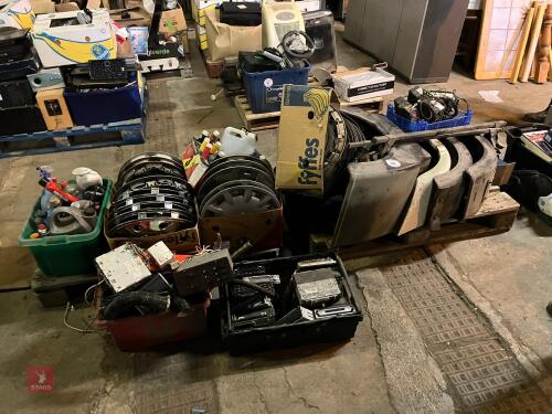 MUDGUARDS AND CAR SPARES (68)