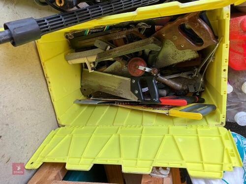 CRATE OF SAWS, PLANES AND VARIOUS TOOLS