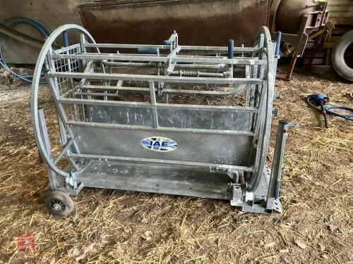 IAE MOBILE TURNOVER CRATE
