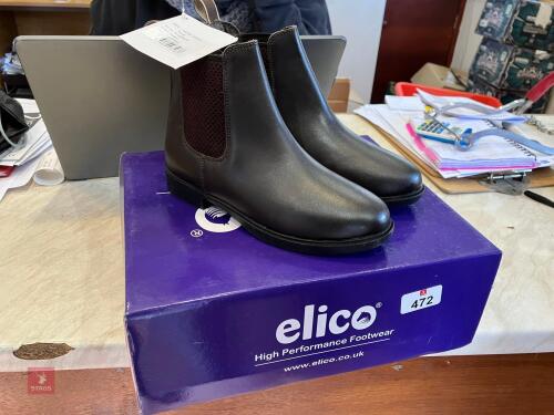 PAIR OF ELICO CHILDS JODHPUR BOOTS