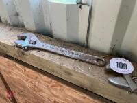 3 HEAVY DUTY 375MM ADJUSTABLE SPANNERS - 4